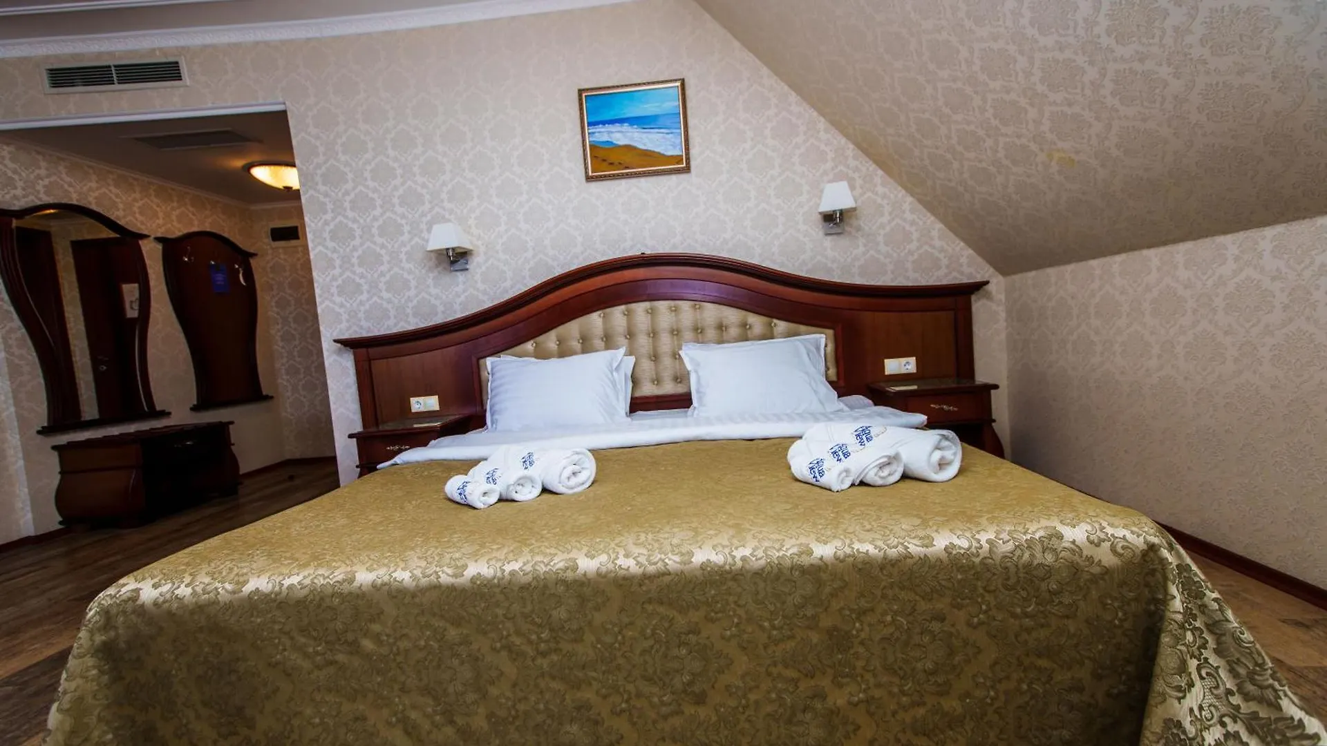 Aqua View Spa Boutique Hotel Goldstrand 4*,