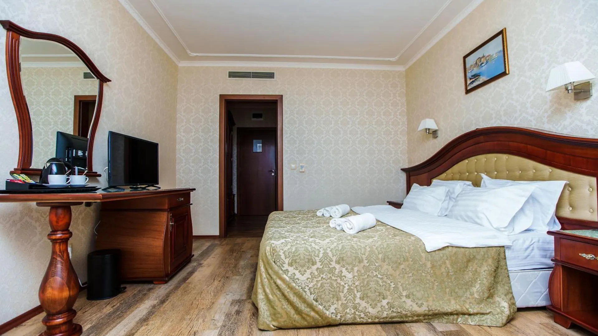 Aqua View Spa Boutique Hotel Golden Sands 4*,